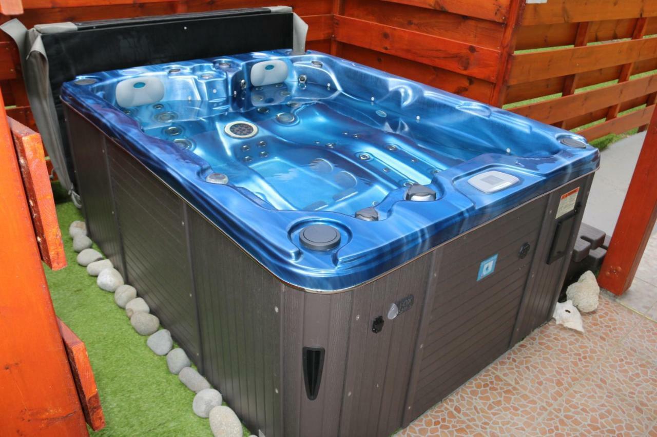 סנט-רוז L'Alizee & Spa Jacuzzi Privatif Haut De Gamme מראה חיצוני תמונה